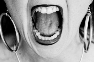 talking human wallpaper